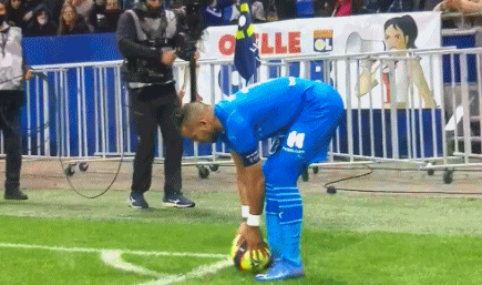 孔塞桑：近十年只有两个教练带AC米兰夺过冠，我是其中之一（孔塞桑：过去十年仅两位主帅率AC米兰夺冠，我在其中）