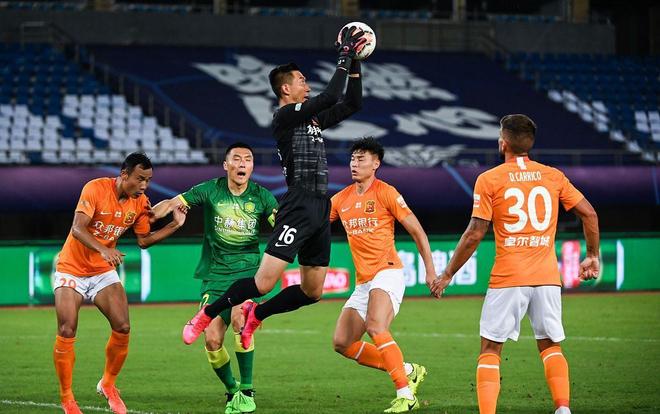 无缘墨超淘汰赛，纳瓦斯：这支队伍还有更多的潜力可以发挥（无缘墨超季后赛，纳瓦斯：球队潜力尚未完全释放）