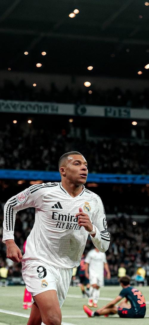 阿根廷警方突袭皮拉尔房产查获54辆豪车，涉足协官员代理人案（阿根廷警方搜查皮拉尔一处物业，扣押54辆豪车，涉足协官员与经纪人案）