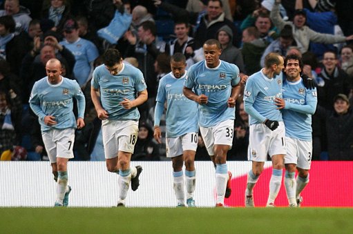 克罗斯：皇马与曼城都缺乏中场控制力；英超球队客场表现下滑（克罗斯：皇马、曼城中场统治力不够，英超球队客场表现走低）