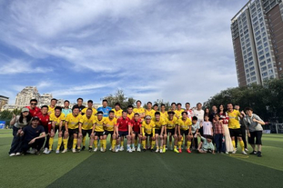 佩雷拉：离开曼联时我不想和滕哈格谈话，我想踢更多比赛（佩雷拉：告别曼联时不愿与滕哈格交流，只想获得更多出场机会）