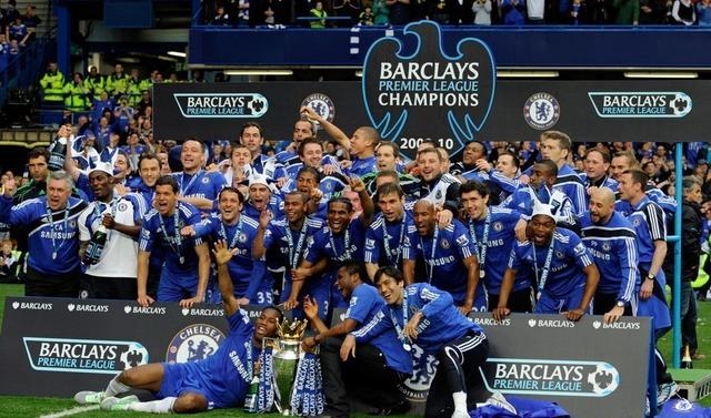 库尔图瓦揭示阿隆索与皇马更衣室的真实关系（库尔图瓦揭秘阿隆索与皇马更衣室相处内幕）