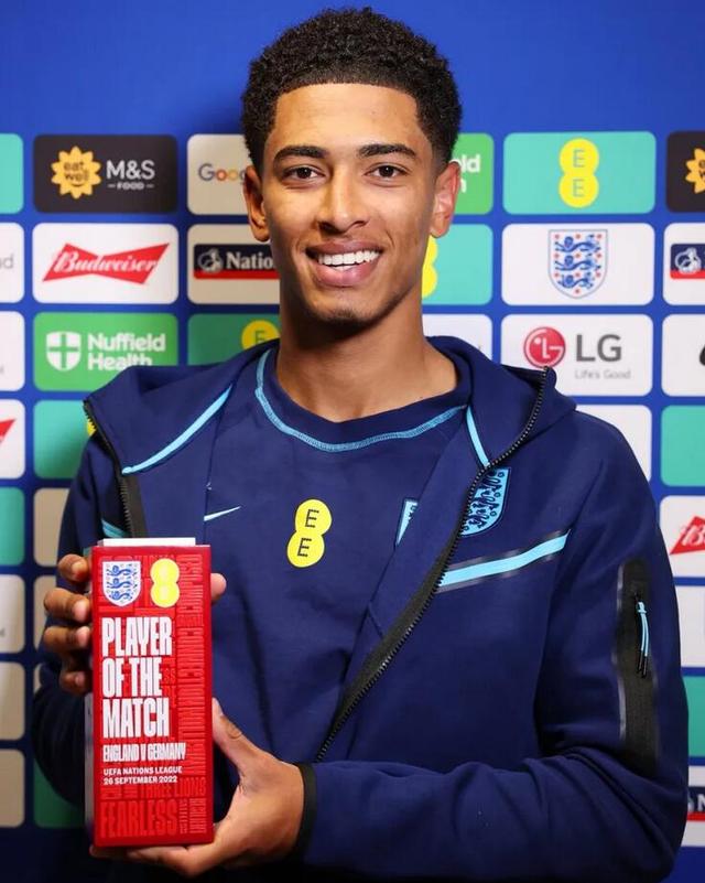 米体：罗马想在冬窗从马竞签拉斯帕多里，已经联系球员经纪人（米体：罗马欲冬窗从马竞引进拉斯帕多里，已与其经纪人接触）