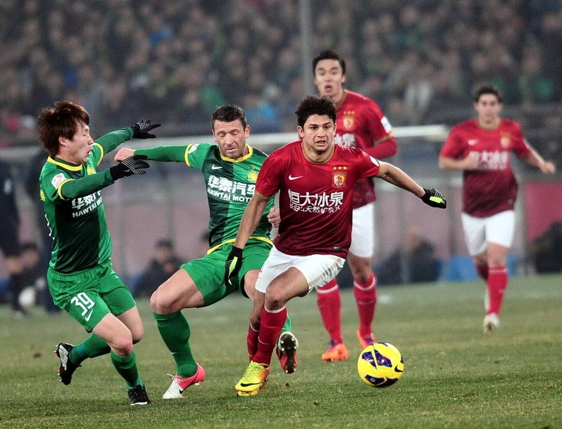 世界杯欧洲区附加赛抽签：乌克兰抽到的第四档对手是瑞典（欧洲区世预赛附加赛抽签：乌克兰第四档对手为瑞典）