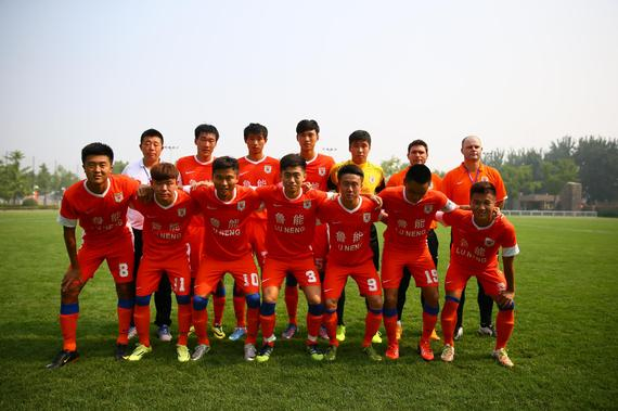 赵和靖：为铜梁龙冲超开心，希望铜梁龙书写重庆足球新的传奇（赵和靖：为铜梁龙冲超欣喜，期待球队为重庆足球再写新传奇）