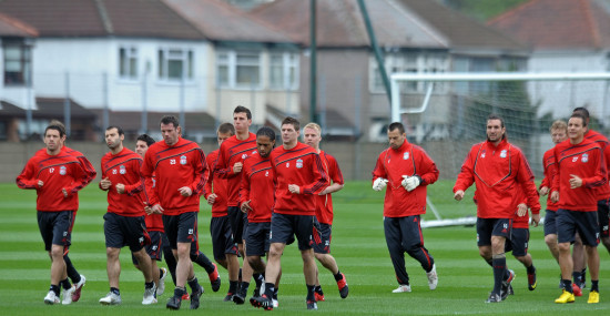 美因茨新帅费希尔确认主力阿米里因肌肉伤病缺席，伤情无大碍（美因茨新帅费希尔：核心阿米里因肌肉问题暂时缺阵，伤势无大碍）